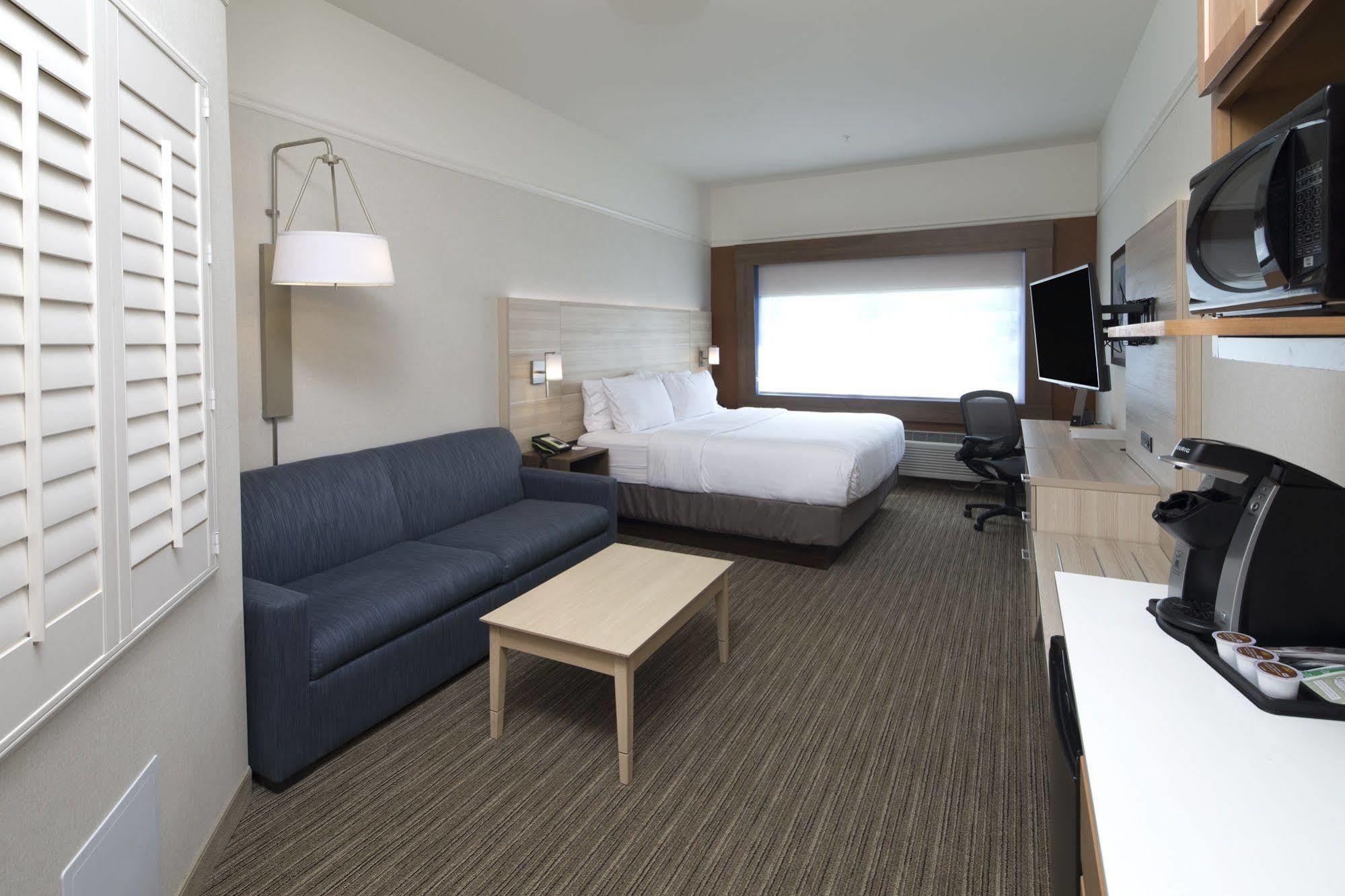 Holiday Inn Express & Suites La Porte By Ihg Kültér fotó