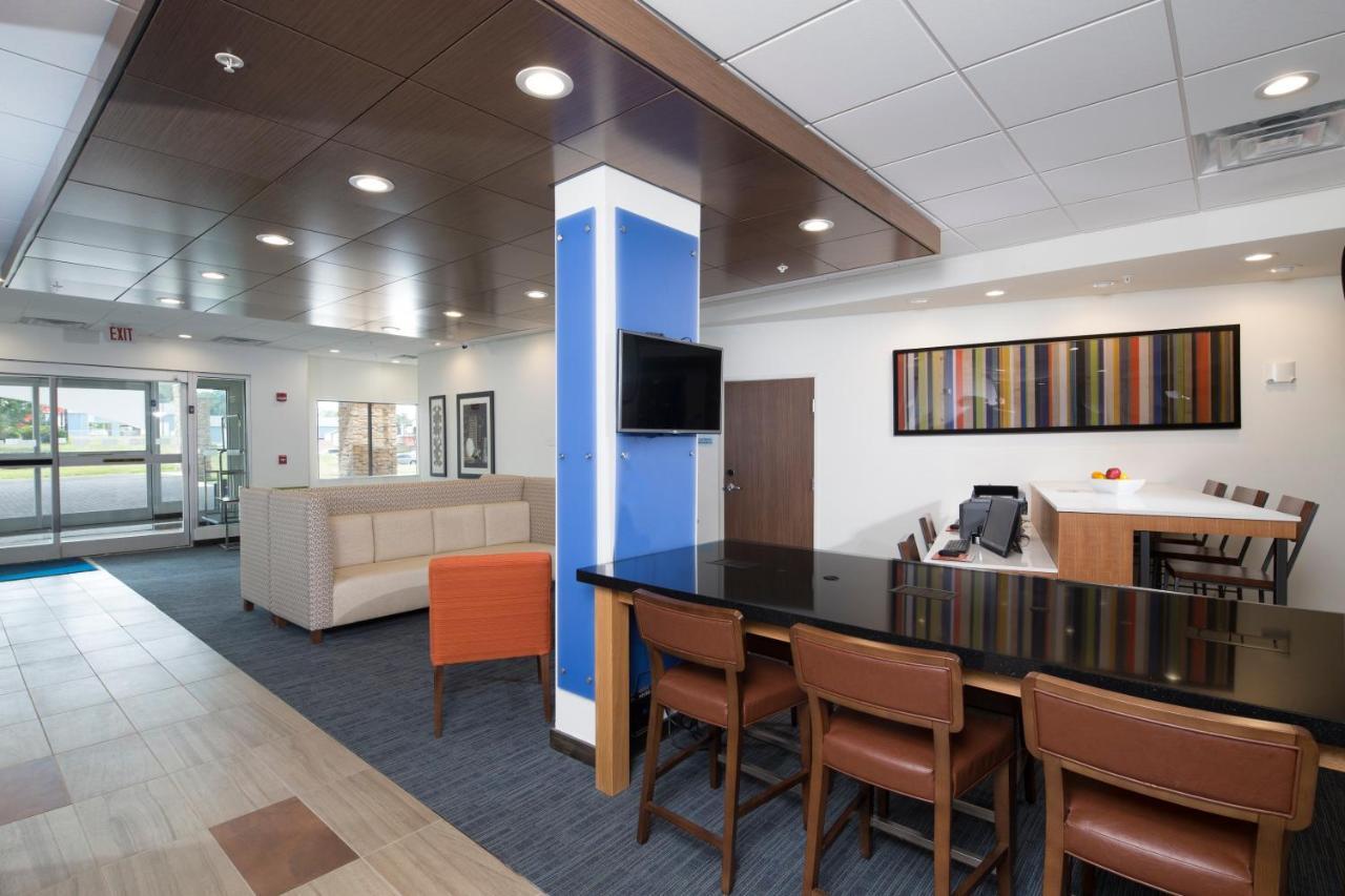 Holiday Inn Express & Suites La Porte By Ihg Kültér fotó